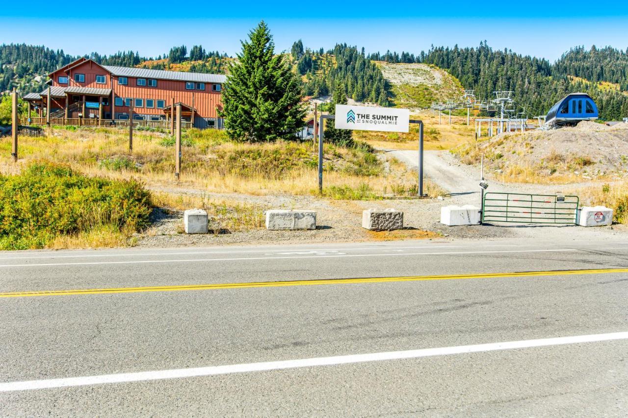 Snowdrop Summit Cabin Snoqualmie Pass المظهر الخارجي الصورة